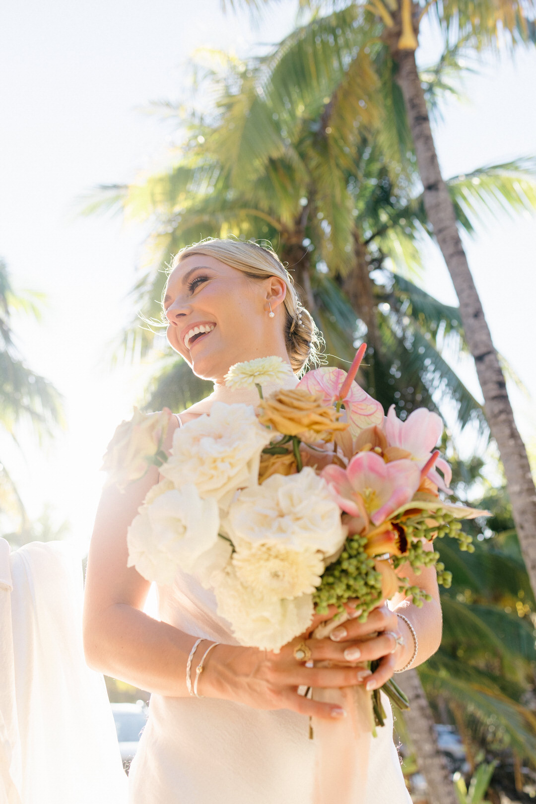 Luxury wedding decor in Tulum, Riviera Maya, captured by Antonio Ojeda, destination wedding photographer.