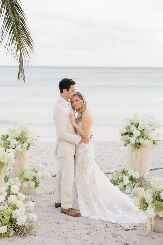 Candid wedding guests celebration at Saasil Kantenah beachfront reception