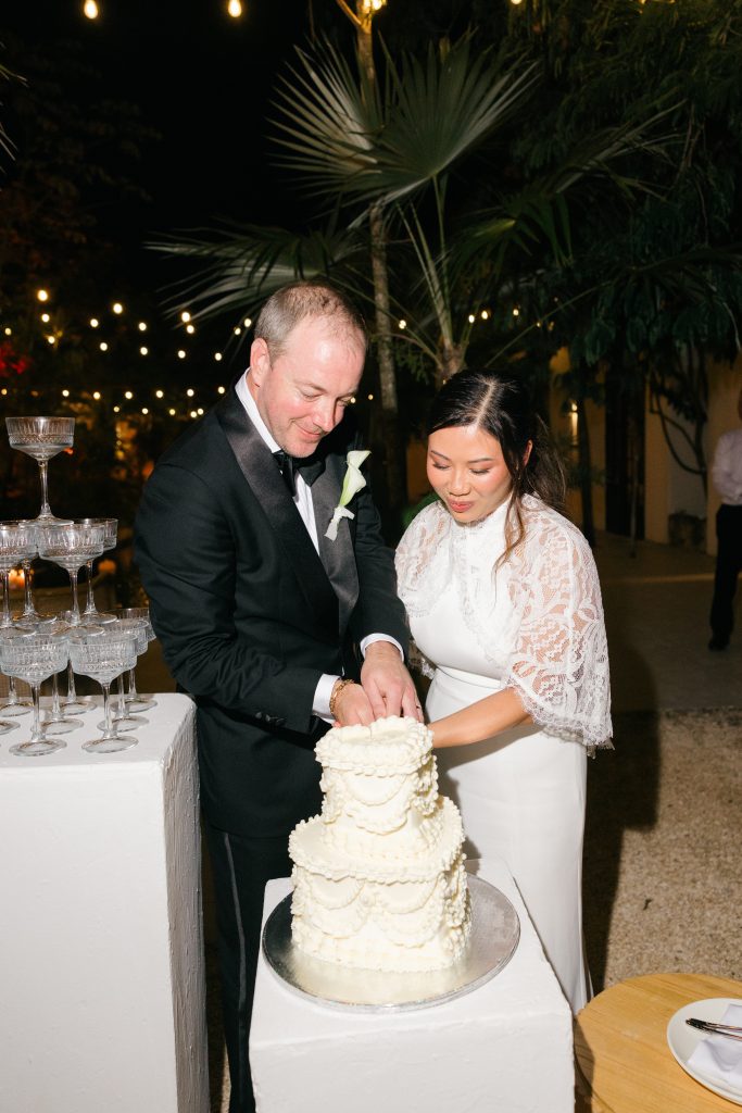 Floral centrepieces at Kima Tulum reception by Grisel Serrano florist