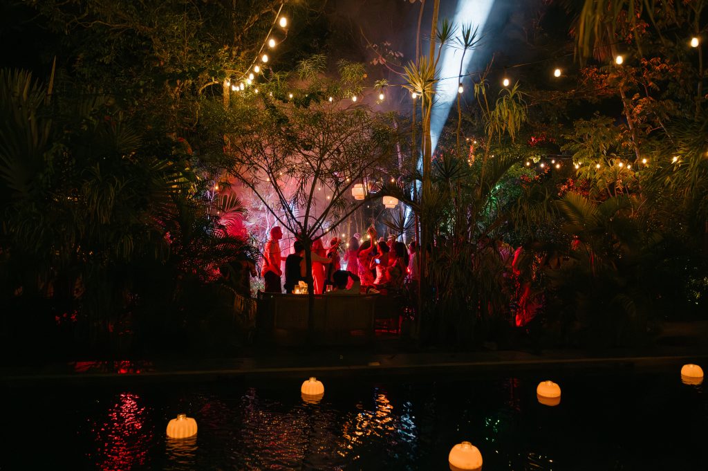 Final portrait at Kima Tulum after ceremony, couple embracing in jungle