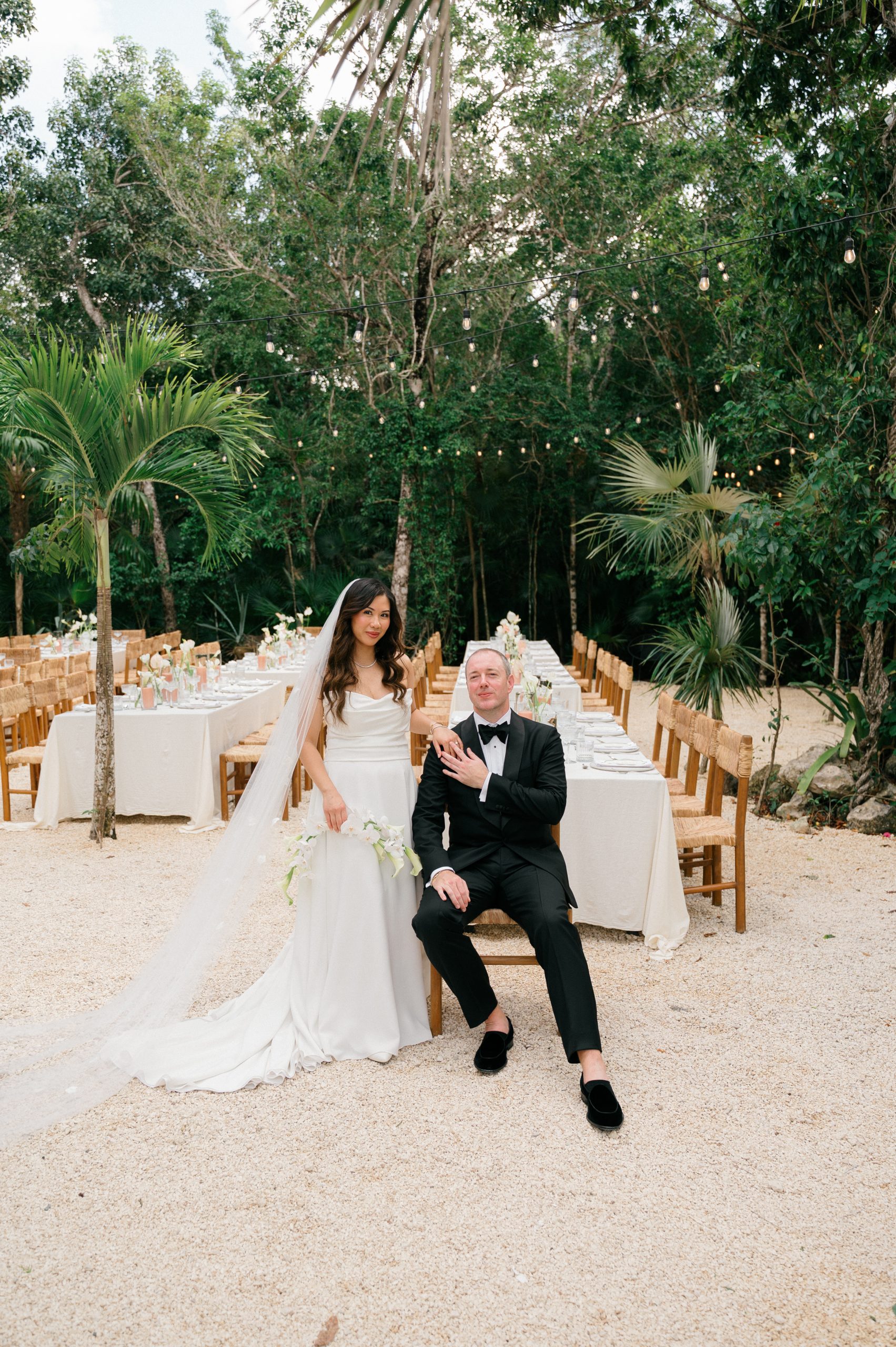 kima-tulum-jungle-venue-couple-romantic-moment-photographer