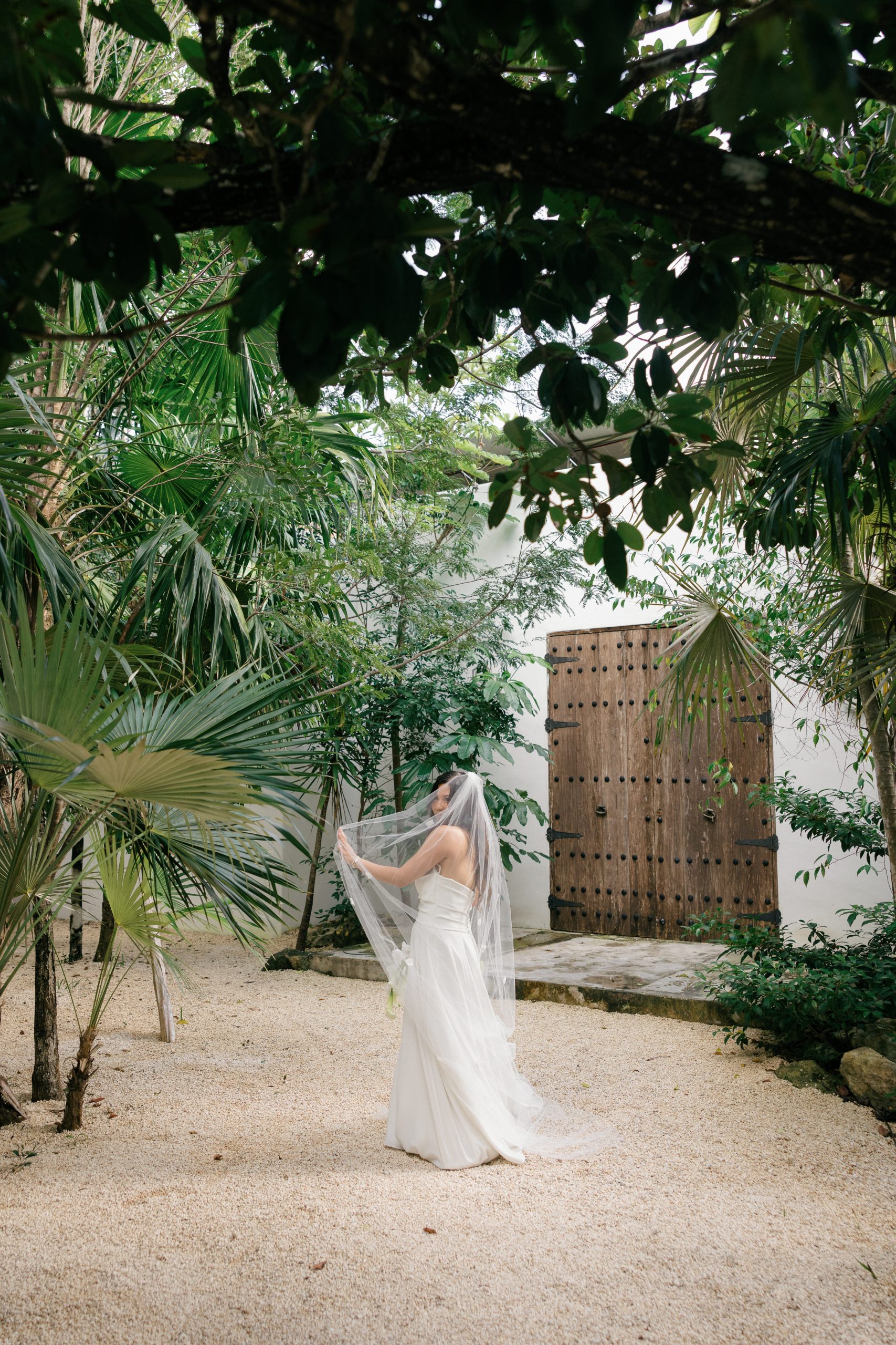 kima-tulum-editorial-portraits-destination-wedding-riviera-maya