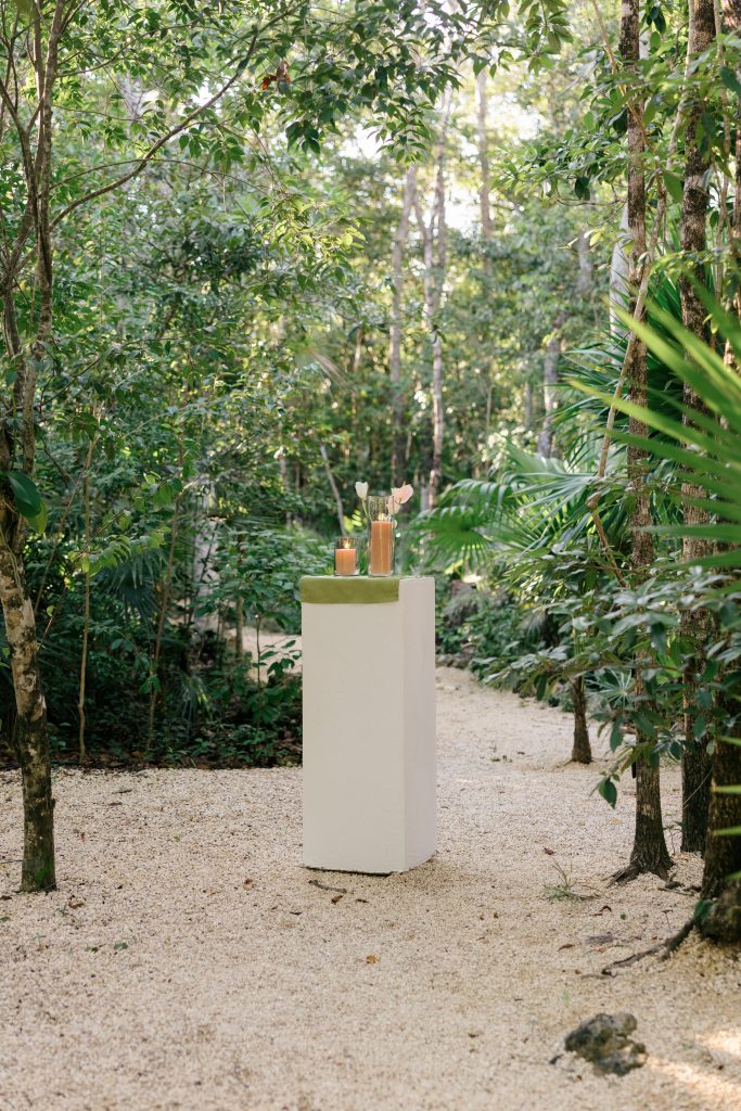 kima-tulum-wedding-venue-ceremony-setup-jungle-photographer