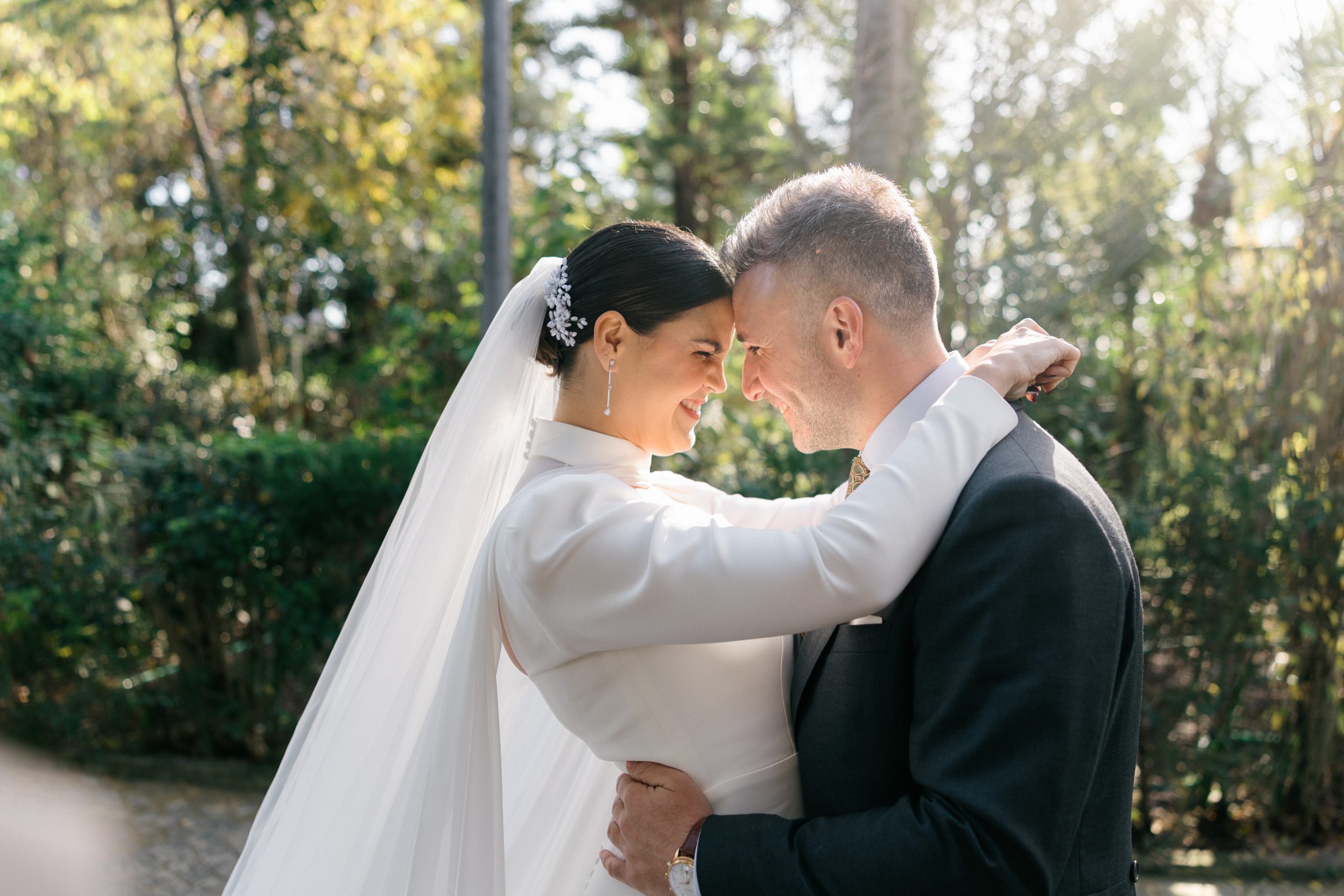 Fotografía de bodas Finca Santa Clotilde, retratos en los jardines
